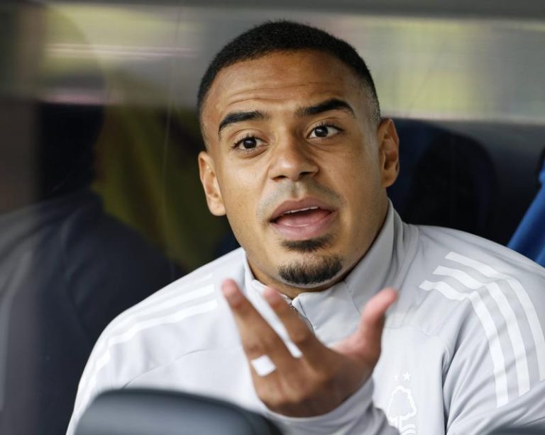 Report: Chelsea and Liverpool currently in the race for £50m Premier League defender